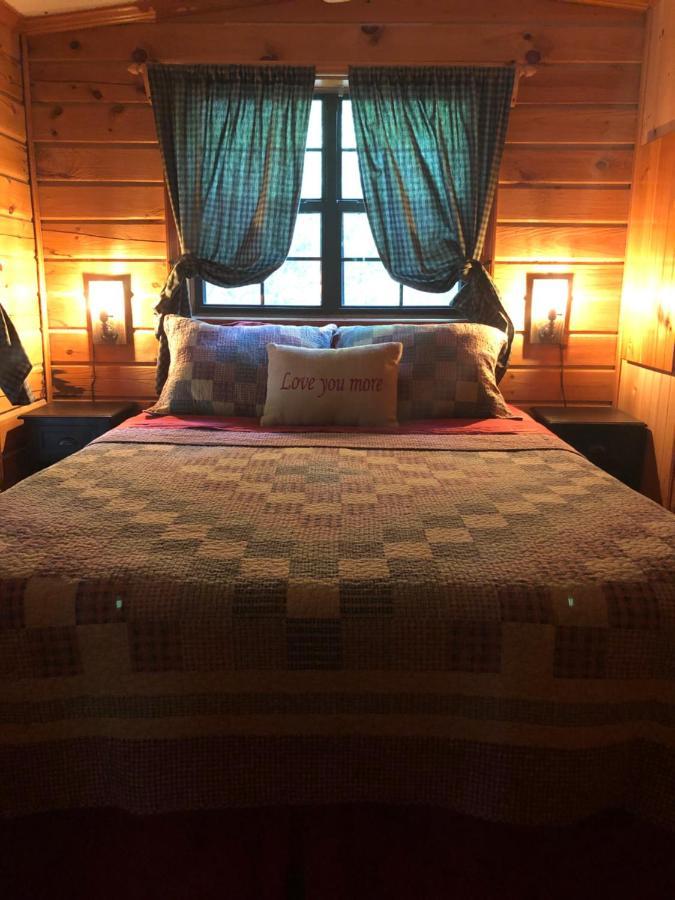 Fiddlers Roost B&B Cabins Galax Bagian luar foto