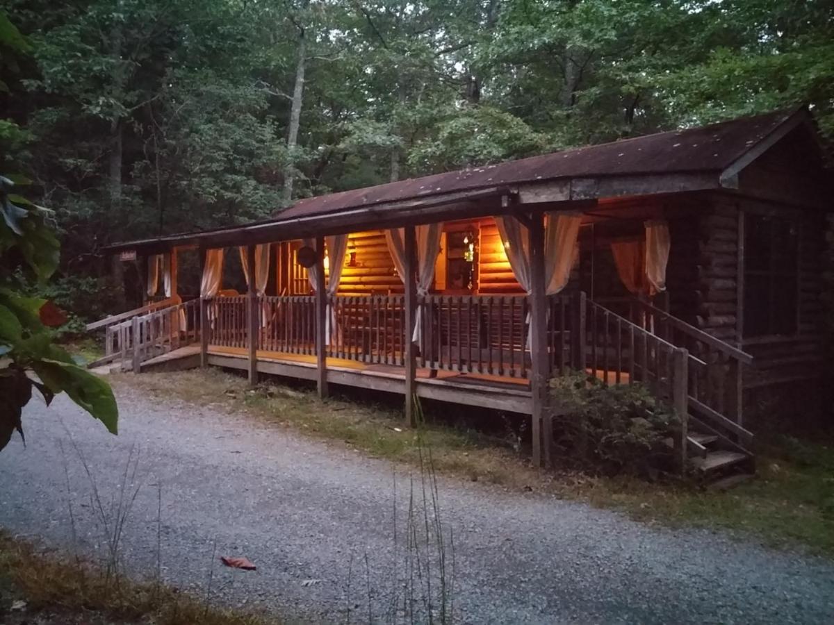 Fiddlers Roost B&B Cabins Galax Bagian luar foto