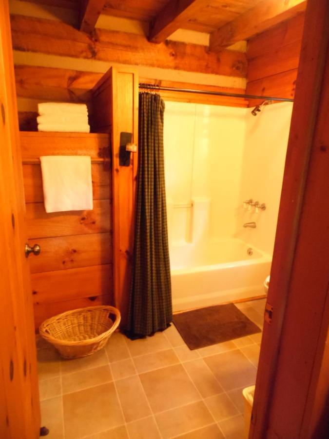 Fiddlers Roost B&B Cabins Galax Bagian luar foto