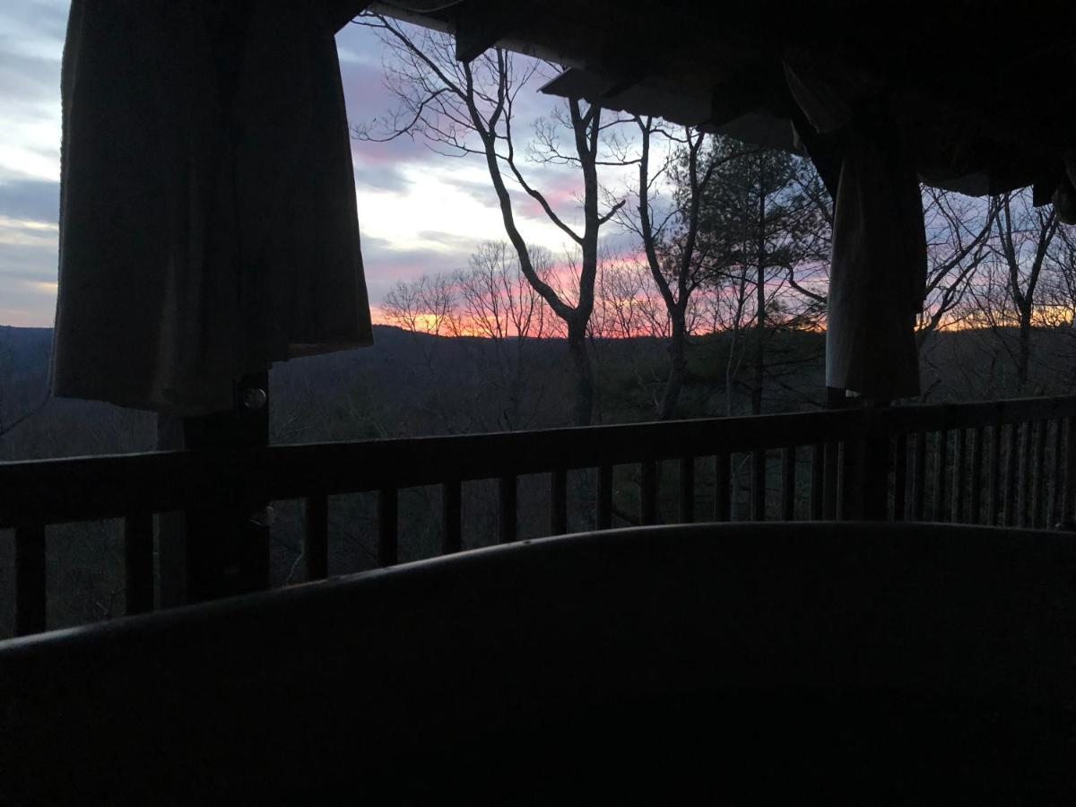 Fiddlers Roost B&B Cabins Galax Bagian luar foto
