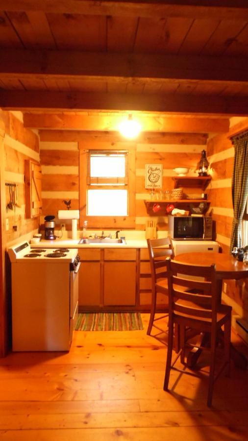 Fiddlers Roost B&B Cabins Galax Bagian luar foto